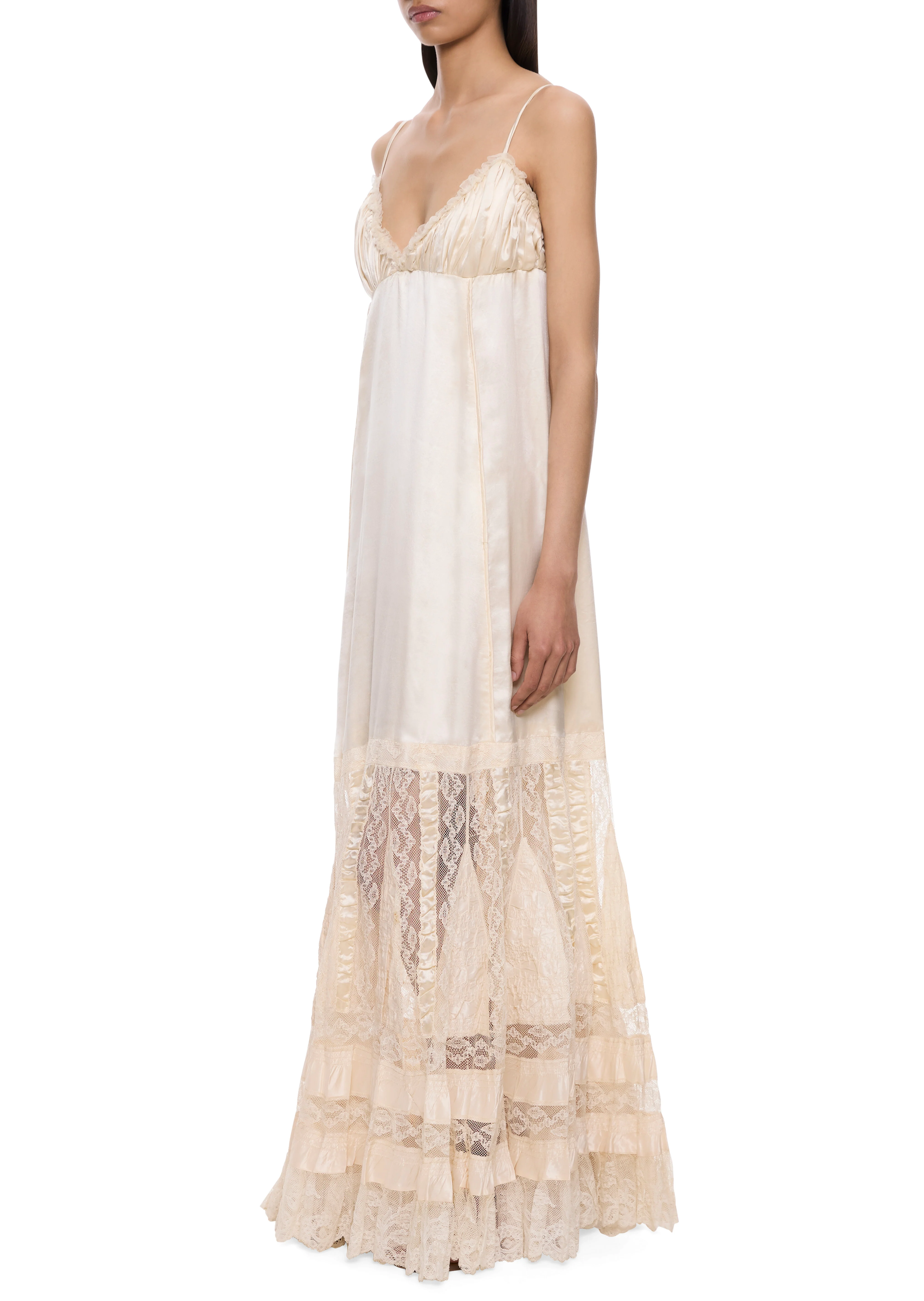 1940s Satin and Lace Gown - Image 2